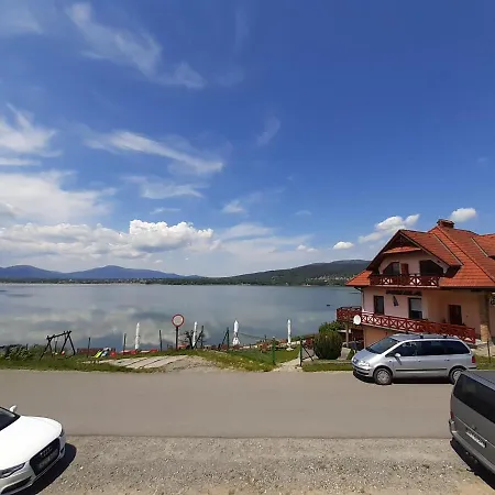 O.w. Mega Nad Jeziorem בית הארחה 3*