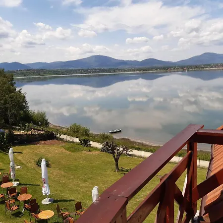 Gasthof O.w. Mega Nad Jeziorem