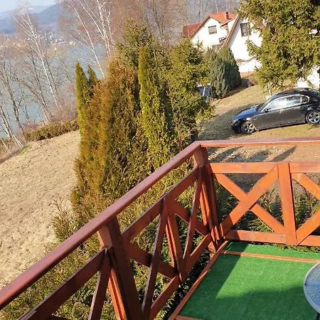 O.w. Mega Nad Jeziorem