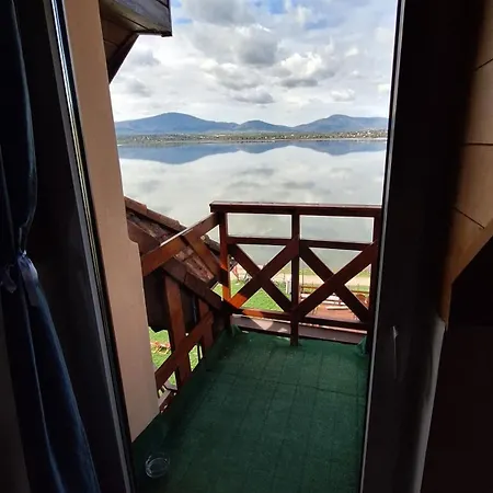 O.w. Mega Nad Jeziorem 게스트하우스 3*