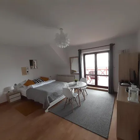 O.w. Mega Nad Jeziorem 3*