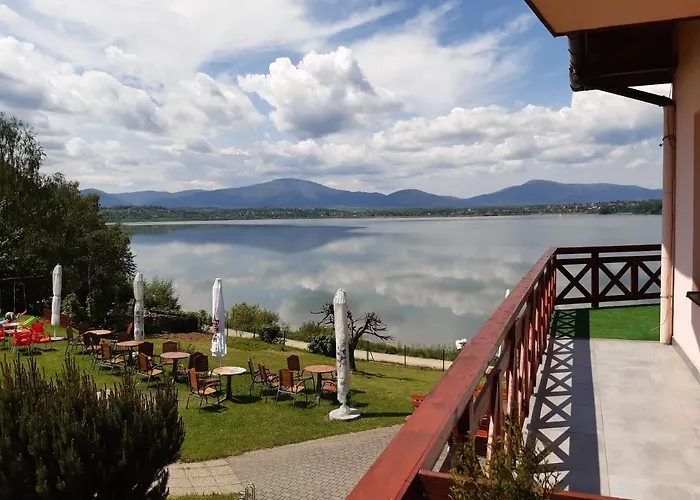 O.w. Mega Nad Jeziorem 게스트하우스