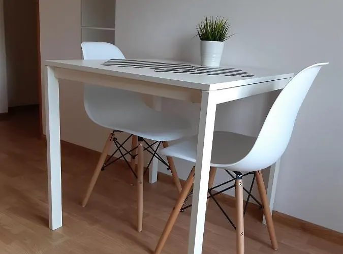 בית הארחה O.w. Mega Nad Jeziorem 3*