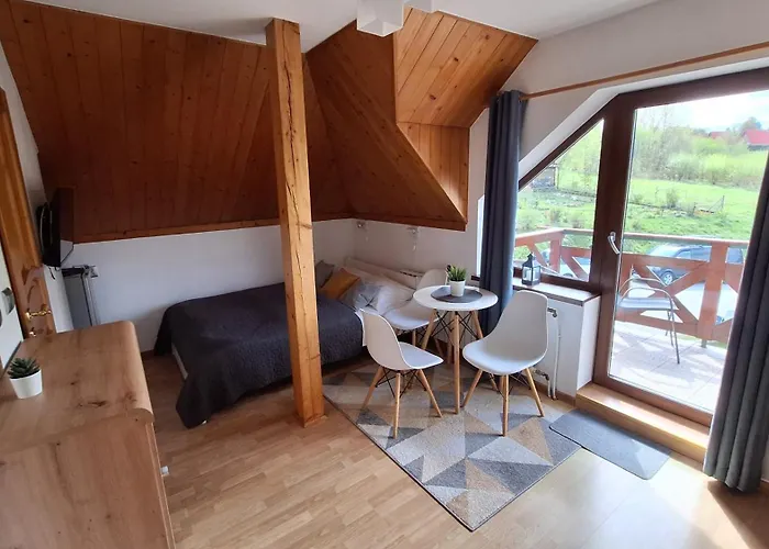 O.w. Mega Nad Jeziorem 게스트하우스 3*