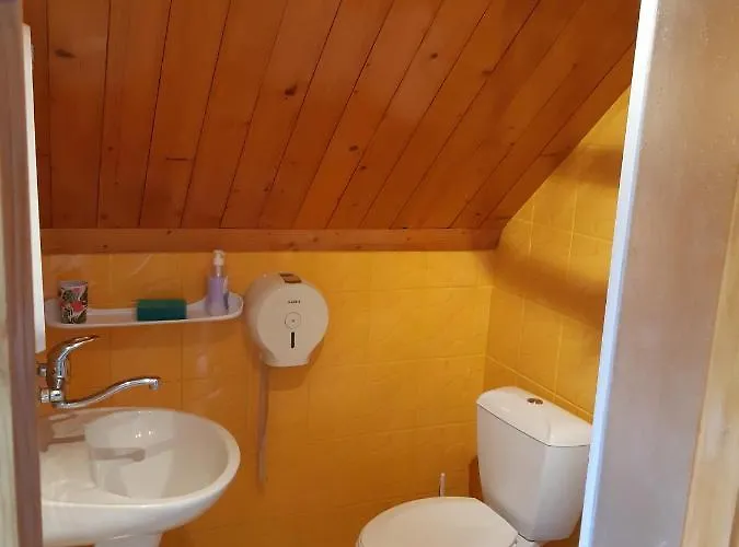 O.w. Mega Nad Jeziorem בית הארחה 3*