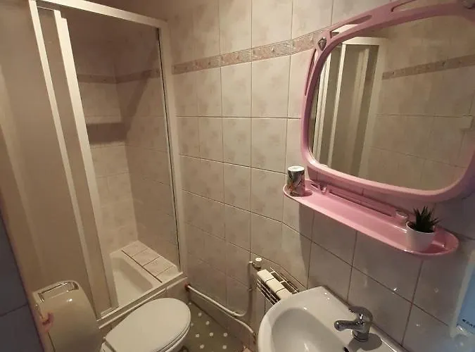 O.w. Mega Nad Jeziorem